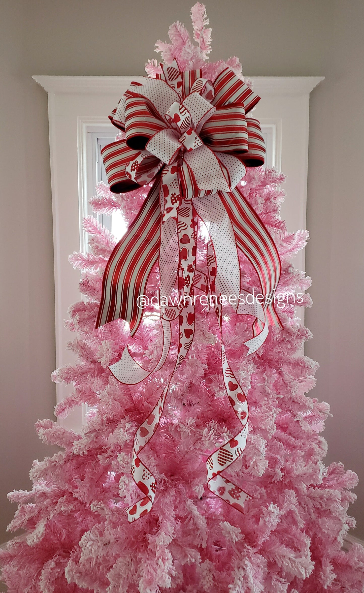 Red White Valentines Tree Bow with Long Streamers