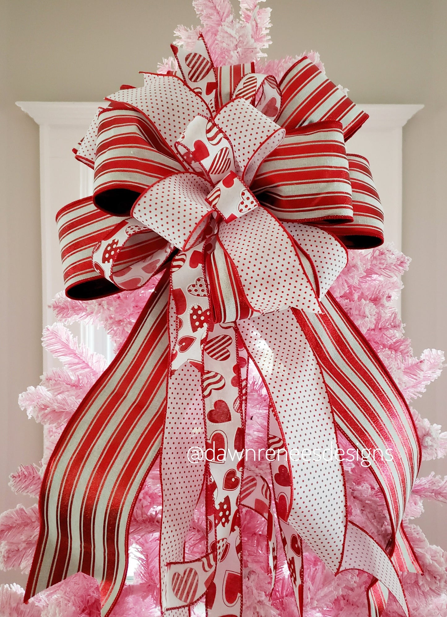 Red White Valentines Tree Bow with Long Streamers